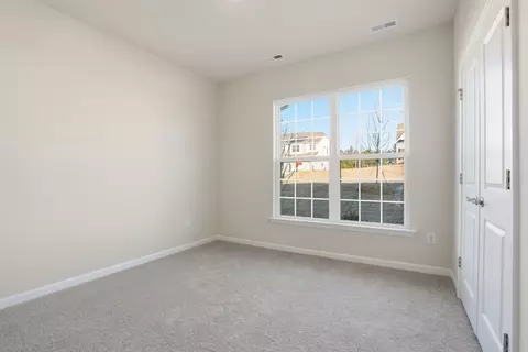 Bedroom - 413 Adhurst Dr, Enoree, SC 29335 photo 2 of 6