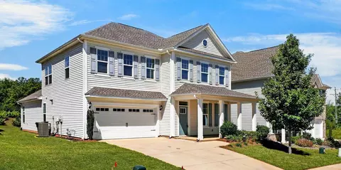 109 Woodcross Dr, Simpsonville, SC 29681
