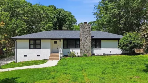 102 Terrace Cir, Simpsonville, SC 29681