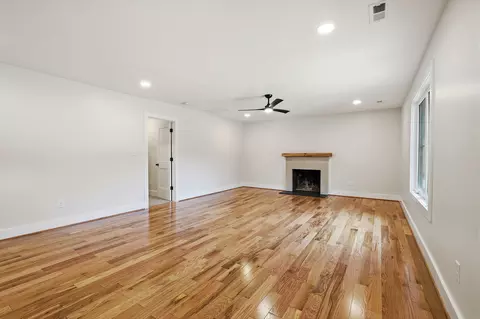 70 E Main St, Inman, SC 29349 photo 4