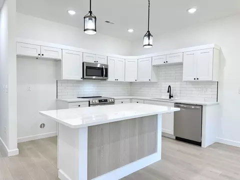 Kitchen - 1519 Settle Rd, Inman, SC 29349 photo 2 of 4