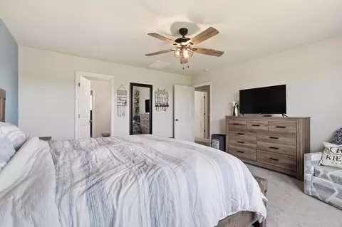 Bedroom - 1047 Dobson Meadows Dr, Greer, SC 29651 photo 2 of 7