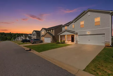 Exterior - 1047 Dobson Meadows Dr, Greer, SC 29651 photo 2 of 4