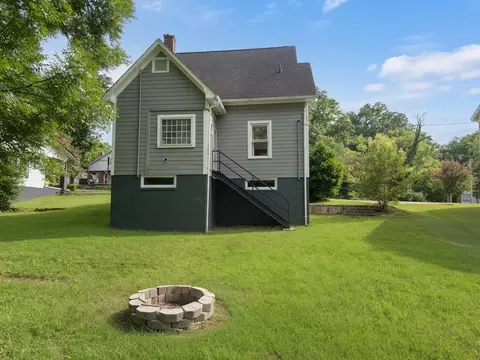 Exterior - 441 E Buford St, Gaffney, SC 29340 photo 3 of 3