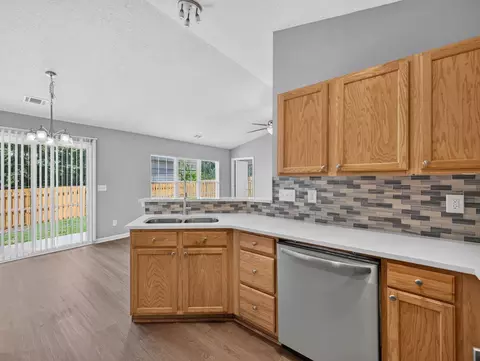 Kitchen - 101 Constantine Way, Greer, SC 29650 photo 4 of 4