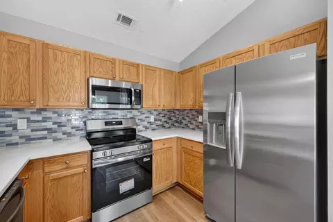 Kitchen - 101 Constantine Way, Greer, SC 29650 photo 3 of 4