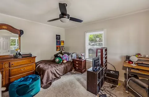 210 E Hampton St, Laurens, SC 29360 photo 6