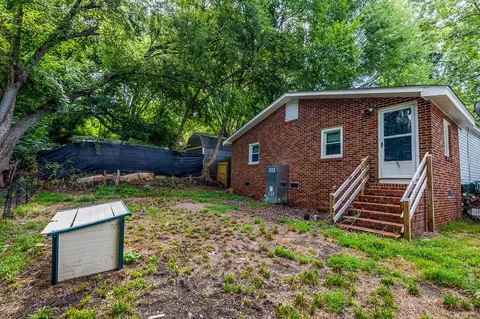 210 E Hampton St, Laurens, SC 29360 photo 20