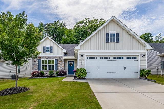302 Stockland Trl, Fountain Inn, SC 29644