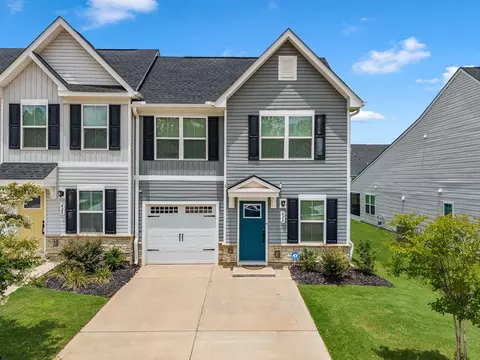 424 Leasowe Ln, Greenville, SC 29605