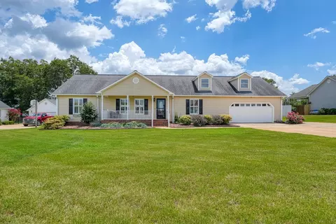 140 Bermuda Ln, Inman, SC 29349