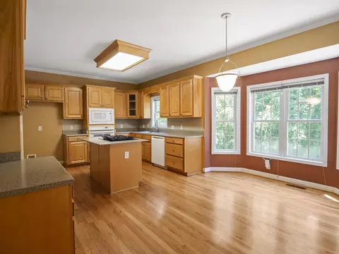 Kitchen - 240 Cedar Bluff Dr, Moore, SC 29369 photo 1 of 3