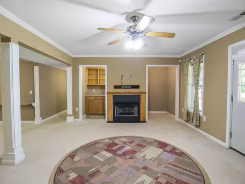 Living - 240 Cedar Bluff Dr, Moore, SC 29369 photo 9 of 9