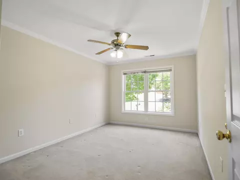 Bedroom - 240 Cedar Bluff Dr, Moore, SC 29369 photo 2 of 3