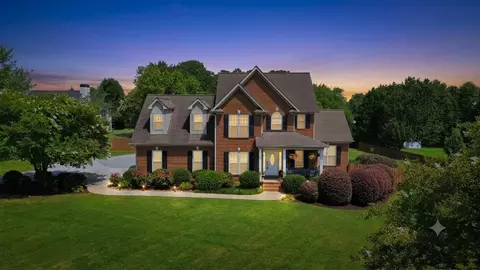 238 Donegal Dr, Moore, SC 29369