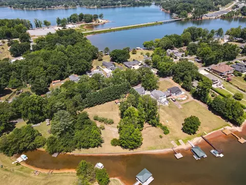322326 Crow Rd, Inman, SC 29349