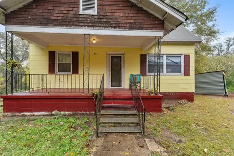 Exterior - 309 Flat Dr, Buffalo, SC 29321 photo 7 of 9
