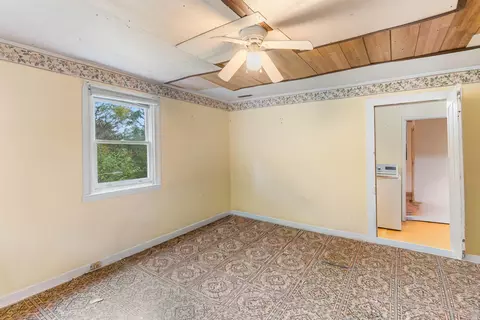 Bedroom - 309 Flat Dr, Buffalo, SC 29321 photo 1 of 5