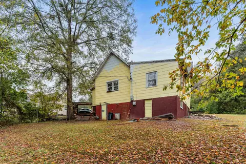 Exterior - 309 Flat Dr, Buffalo, SC 29321 photo 5 of 9