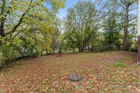 Exterior - 309 Flat Dr, Buffalo, SC 29321 photo 4 of 9