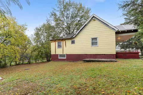 Exterior - 309 Flat Dr, Buffalo, SC 29321 photo 3 of 9