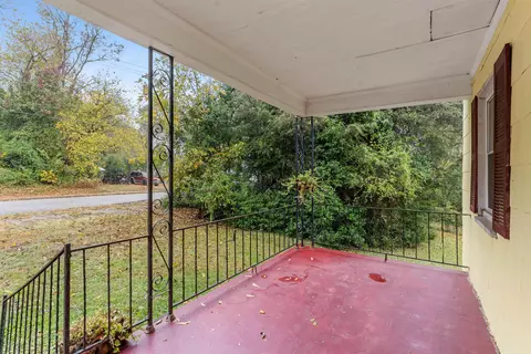 Exterior - 309 Flat Dr, Buffalo, SC 29321 photo 8 of 9