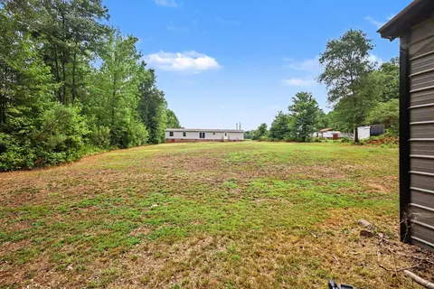 Exterior - 205 Dillon St, Chesnee, SC 29323 photo 4 of 4