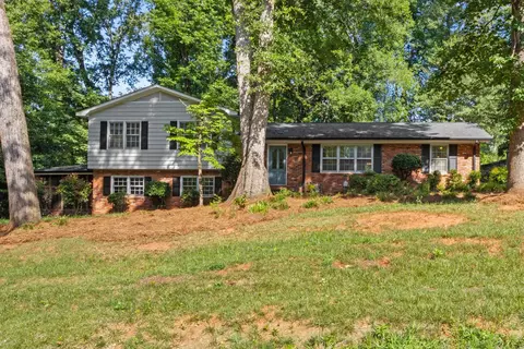 295 Fairlane Dr, Spartanburg, SC 29307