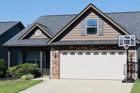 399 Aniken Cir, Boiling Springs, SC 29316