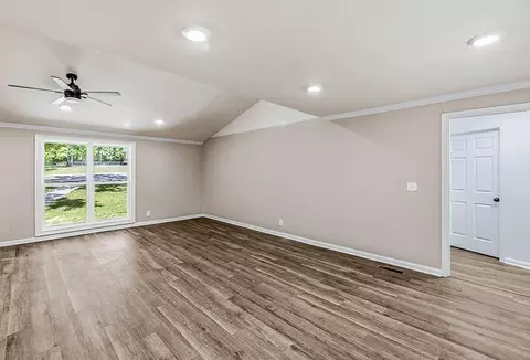 139 E Forest Dr, Union, SC 29379 photo 14