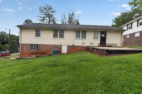 22 Westbrook Ln, Greenville, SC 29605