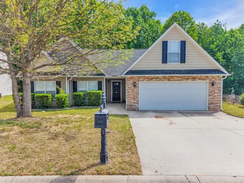605 Fountain Brook Ln, Fountain Inn, SC 29644