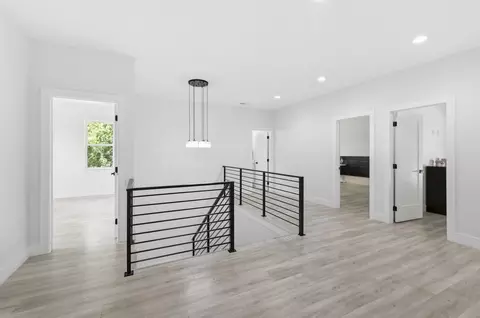 Entry Way - 119 Bridgeview Rd, Chesnee, SC 29323 photo 4 of 4