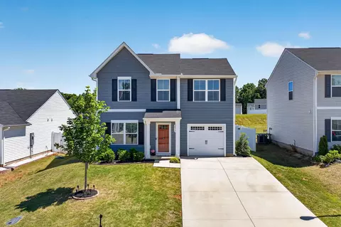 2034 Evanston Dr, Wellford, SC 29385