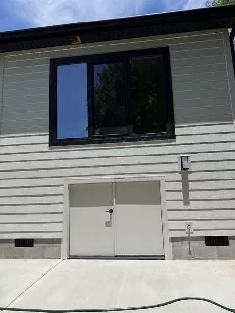 Exterior - 141 Babb Rd, Campobello, SC 29322 photo 4 of 7