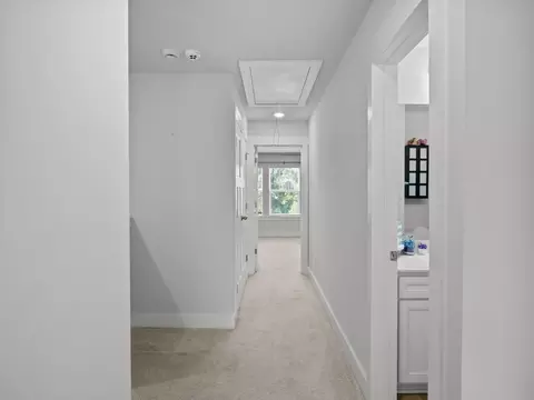 Entry Way - 1553 Rivermeade Dr, Moore, SC 29369 photo 2 of 2
