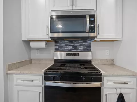 Kitchen - 1553 Rivermeade Dr, Moore, SC 29369 photo 3 of 5