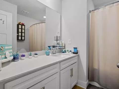 Bath - 1553 Rivermeade Dr, Moore, SC 29369 photo 6 of 6