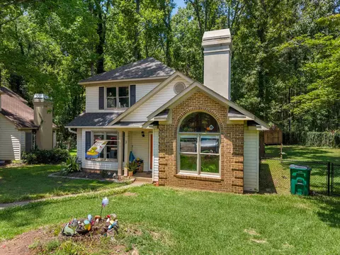 3 Summer Ct, Spartanburg, SC 29302