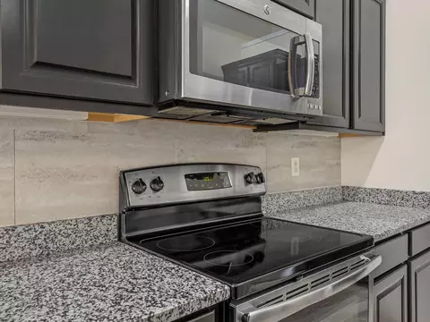 Kitchen - 278 E Pyrenees Dr, Lyman, SC 29365 photo 3 of 5