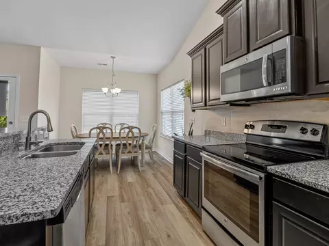 Kitchen - 278 E Pyrenees Dr, Lyman, SC 29365 photo 4 of 5