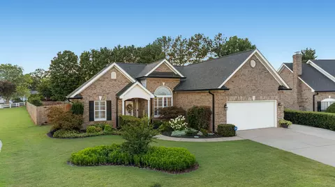 116 Glenaire Dr, Greer, SC 29650