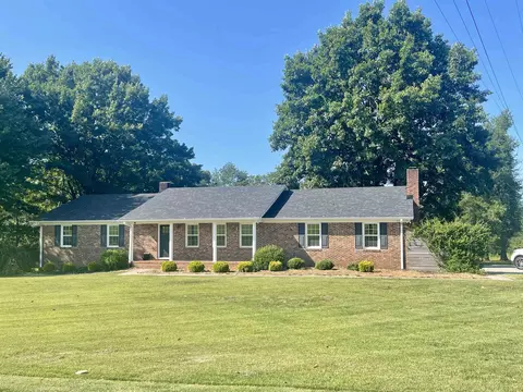 538 Burns Rd, Spartanburg, SC 29307
