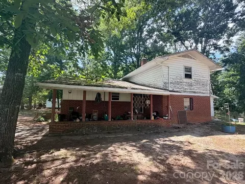 1663 Harris Henrietta Rd, Forest City, NC 28043