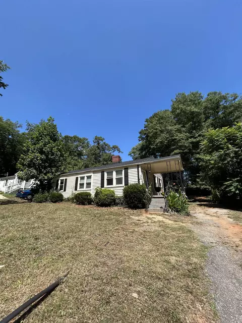 124 Crosby Cir, Greenville, SC 29605