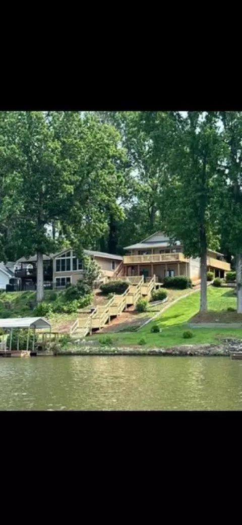 227 Lyman Lake Rd, Lyman, SC 29365