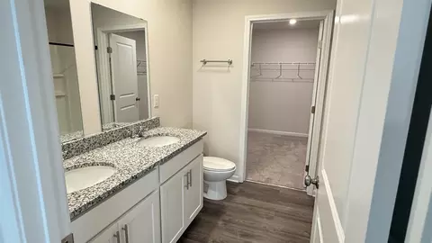 Bath - 155 Dillon St, Chesnee, SC 29323 photo 1 of 2