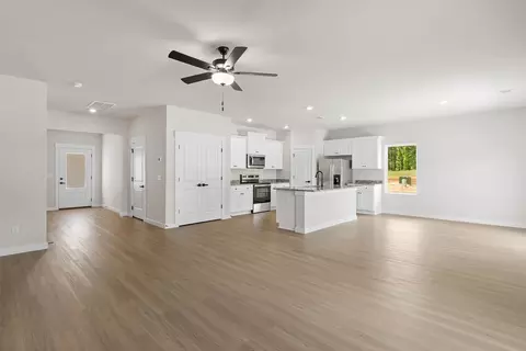 1321 Pitch Pine Pl, Moore, SC 29369 photo 4