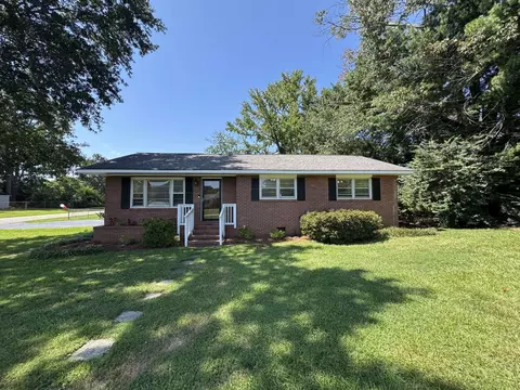 142 Woodhaven Dr, Spartanburg, SC 29307