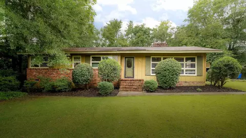 500 Richbourgh Rd, Greenville, SC 29615